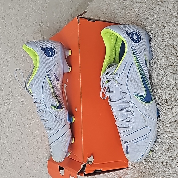 Nike Vapor 14 Academy Soccer Shoes Cleats - Picture 11 of 16